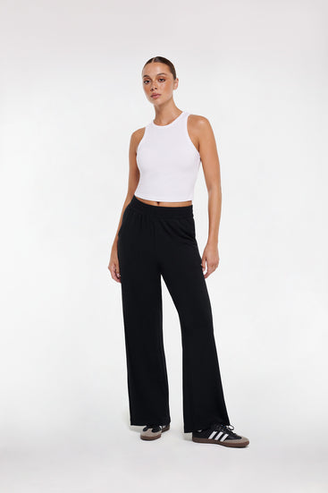 ATHLEISURE WIDE LEG PANT