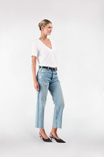 CLASSIC V NECK T SHIRT