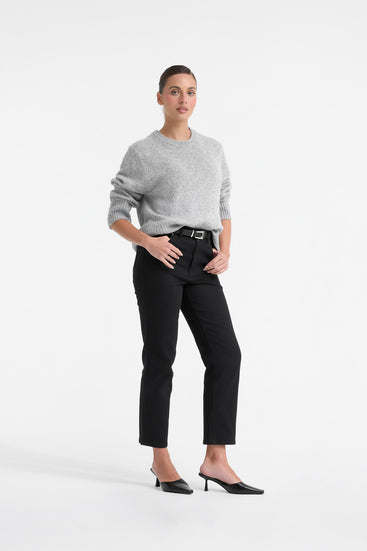 CHUNKY KNIT SWEATER