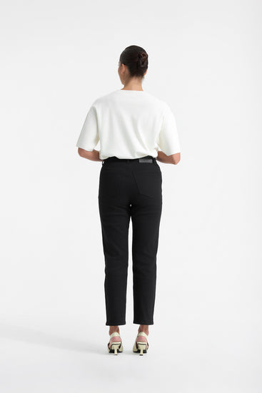 MID RISE CROP JEAN