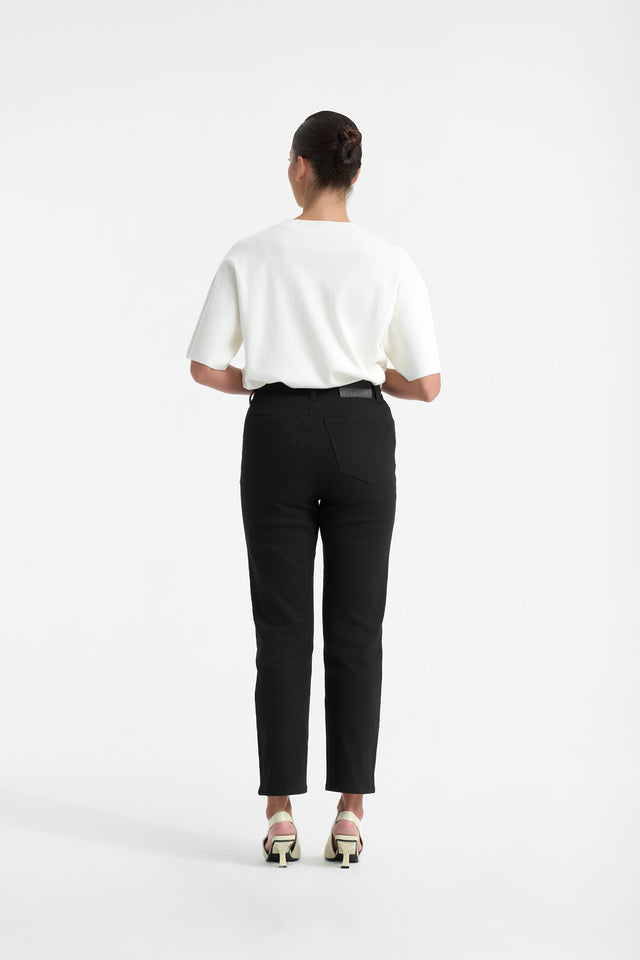 MID RISE CROP JEAN