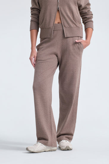 KNIT STRAIGHT LEG PANTS