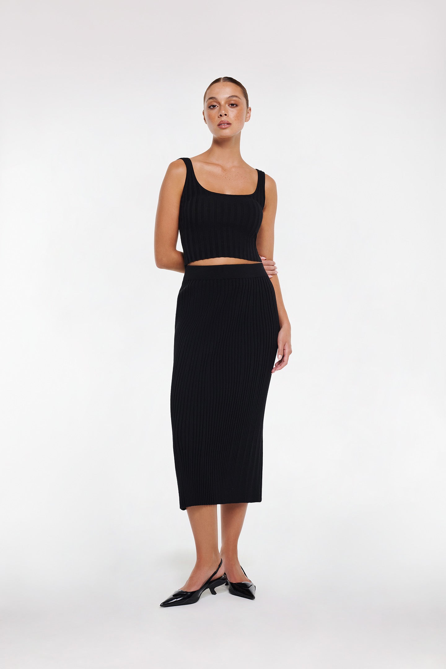 Tammy Twist Front Ribbed Midi Skirt - Black