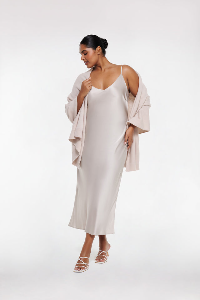 Women's Stone Merino Wool Throw by Intimo - back view