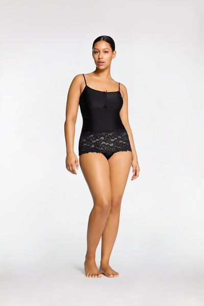 hanky panky Women's Signature Lace V Front Cami, Black, XS at   Women's Clothing store