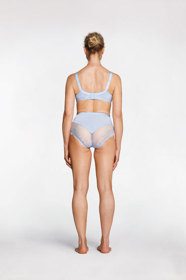 AMOUR HIGH BRIEF